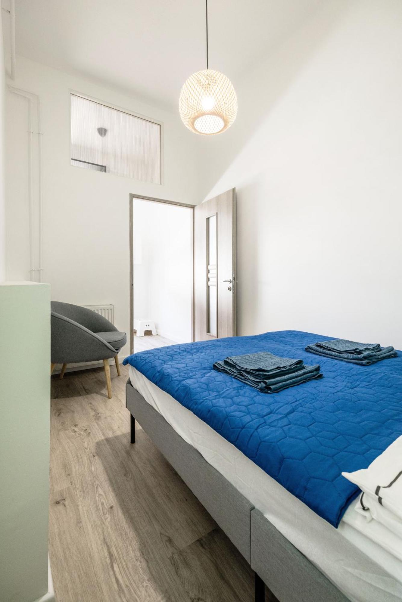 Stylish And Colourful Apartment In The City Centre Будапеща Екстериор снимка